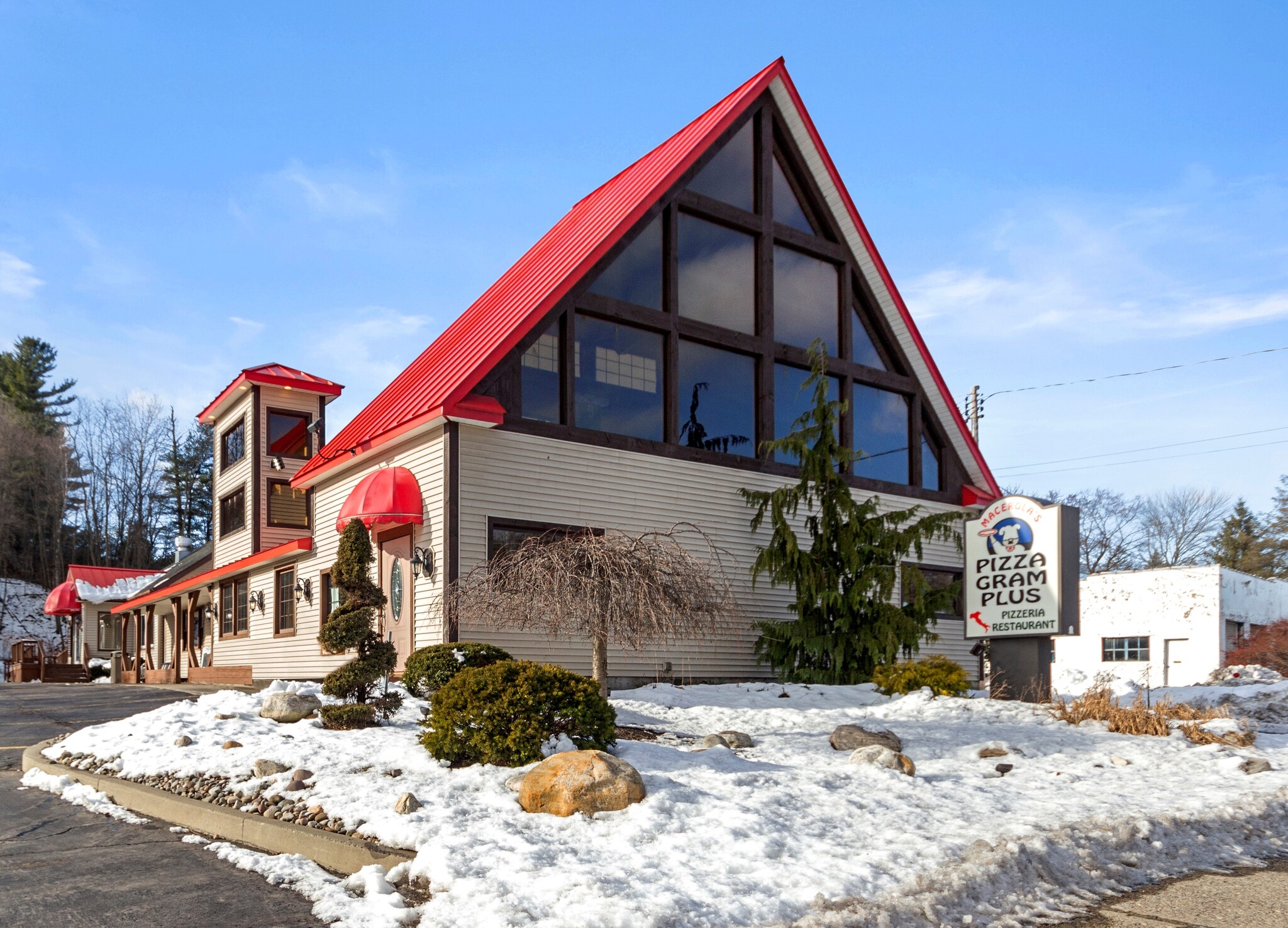 2514 Western Ave, Altamont, NY for sale Building Photo- Image 1 of 1