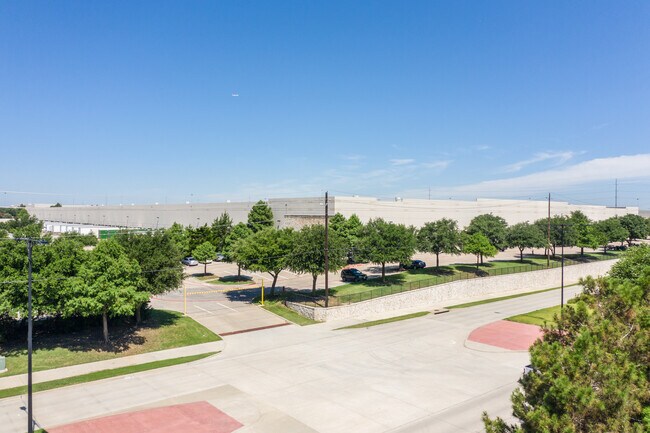 Plus de détails pour 200 Northpoint Dr, Coppell, TX - Industriel à louer