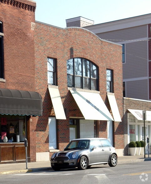 908 Westfield Blvd, Indianapolis, IN for sale - Primary Photo - Image 1 of 2