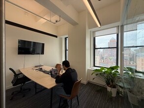 215 Park Ave S, New York, NY for lease Interior Photo- Image 1 of 5