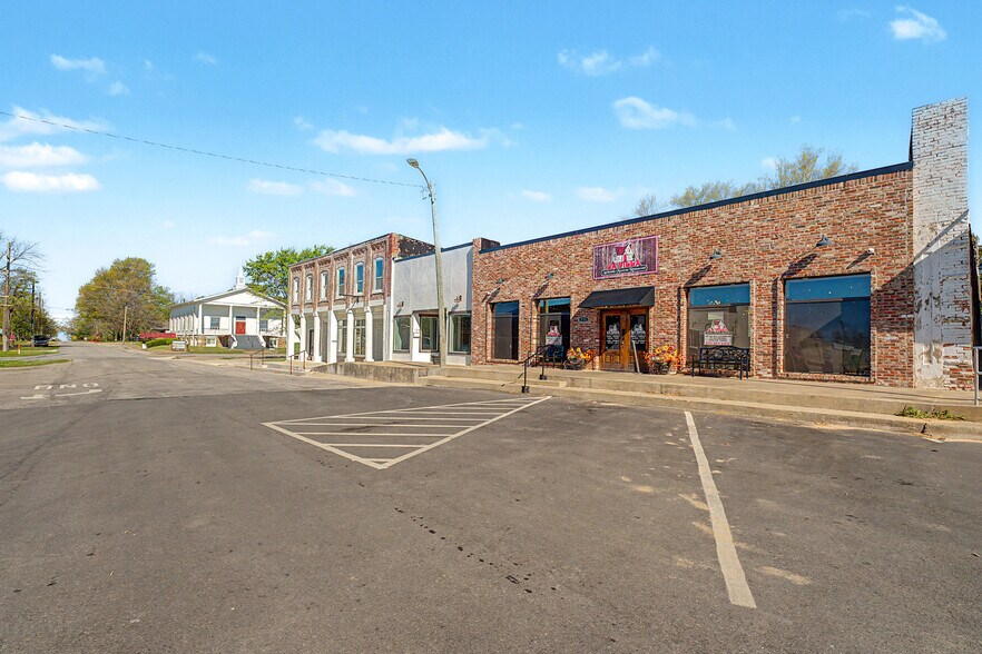111 W Bean St, Lincoln, AR à vendre - Photo du bâtiment - Image 3 de 9