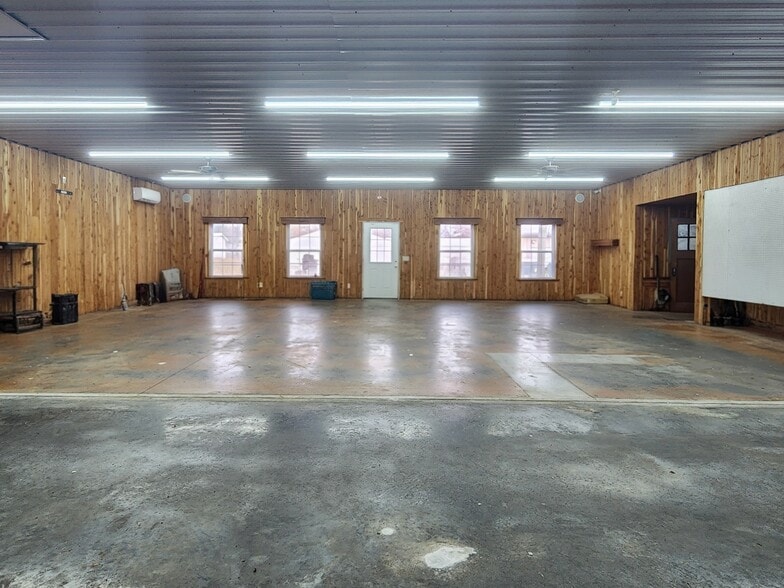 122 W Richardson Ave, Puxico, MO for sale - Building Photo - Image 3 of 10