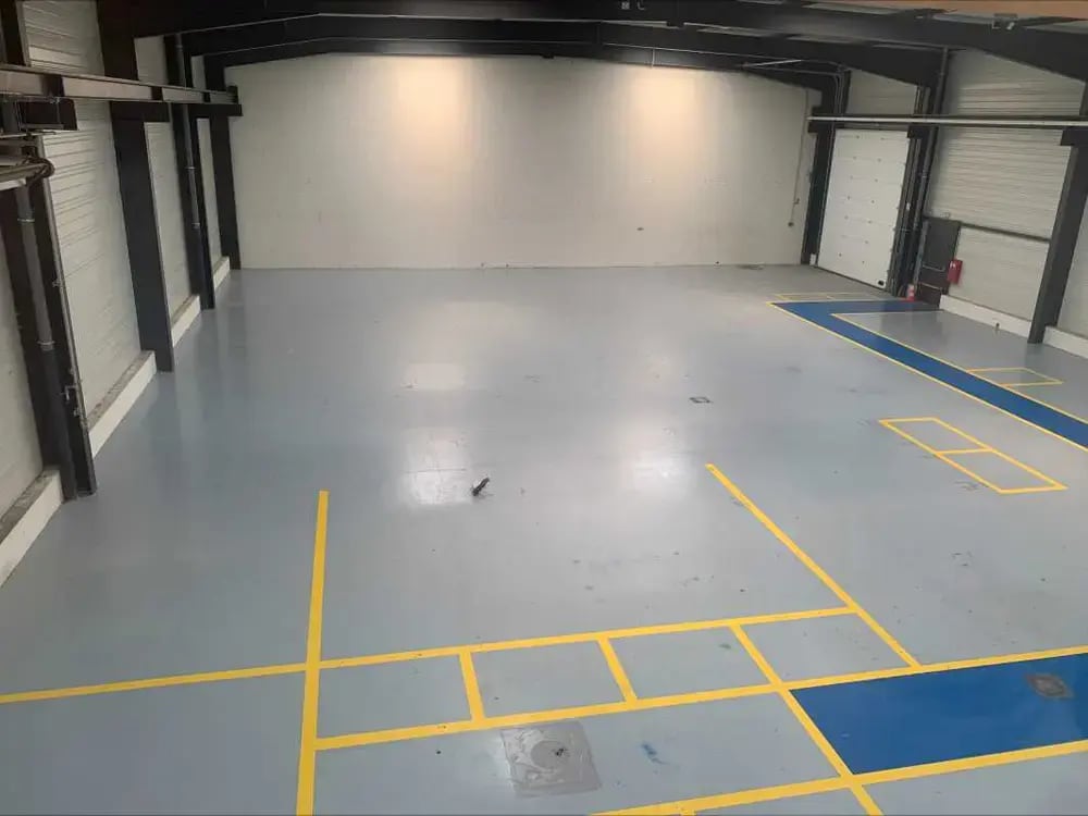 Chassieu, RHO 69680 - - - Photo intérieure - Image 1 of 7