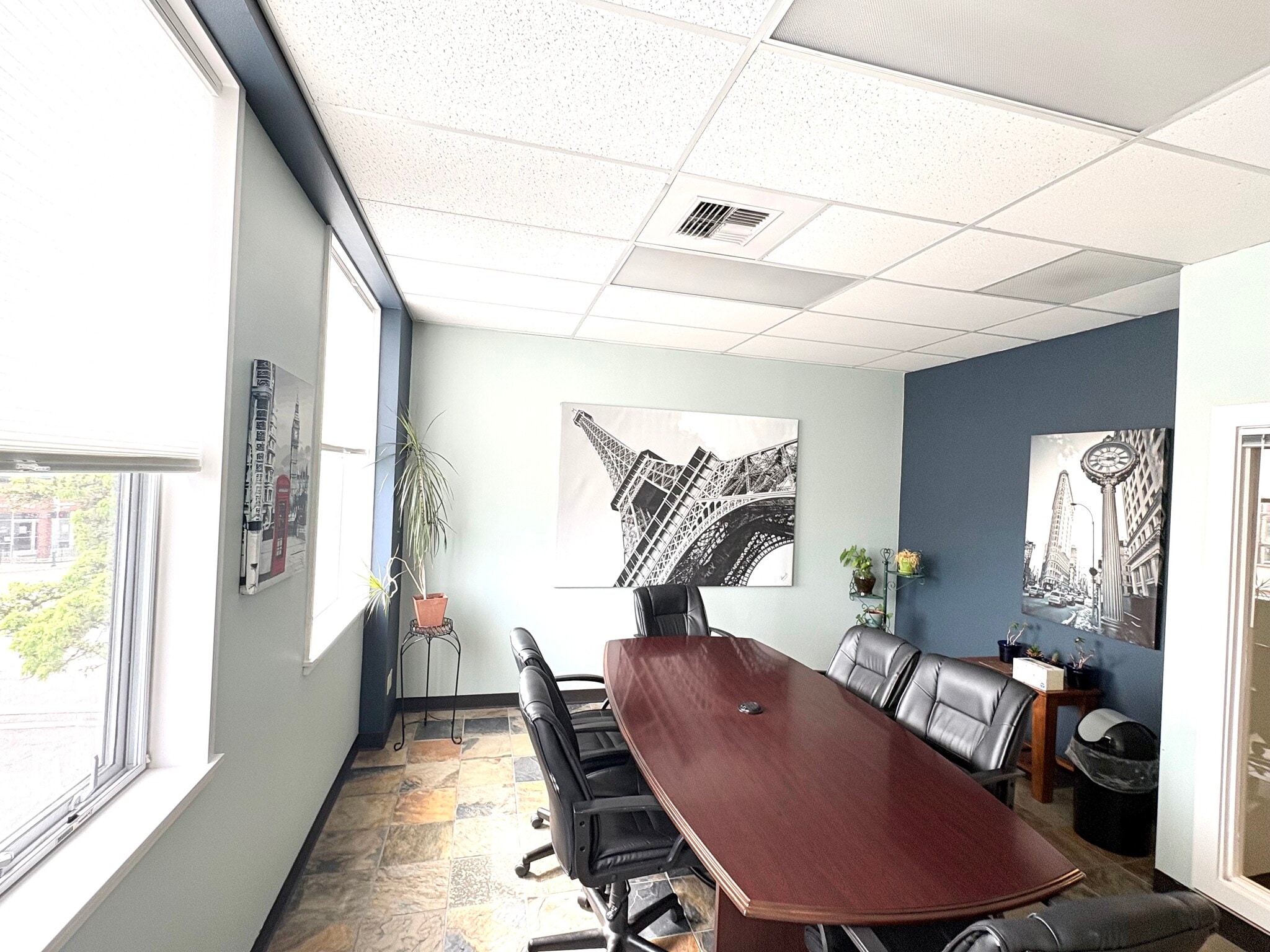 2602 N Proctor St, Tacoma, WA for lease Interior Photo- Image 1 of 12