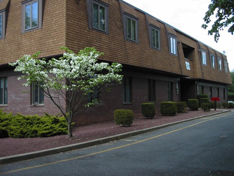 180 Old Tappan Rd, Old Tappan, NJ à vendre - Photo du bâtiment - Image 1 de 3