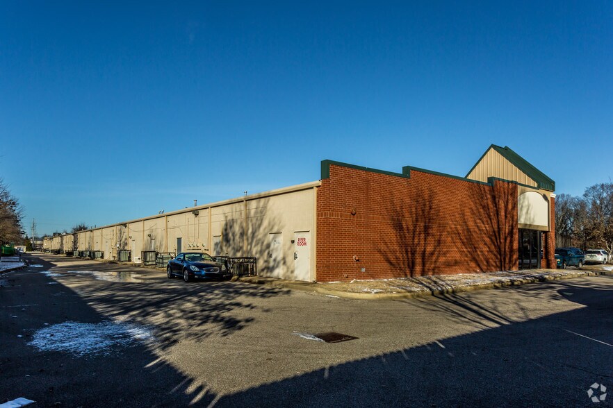 3451 Goodman Rd, Southaven, MS à louer - Photo du bâtiment - Image 2 de 2