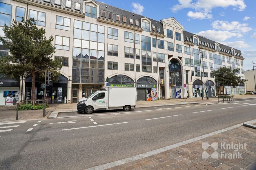 84 Bis Avenue Du Général Leclerc, Viroflay à louer - Photo du bâtiment - Image 1 de 9