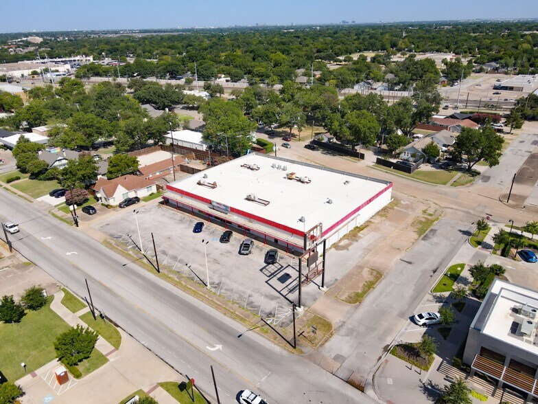 1101 Main St, Garland, TX for lease - Building Photo - Image 2 of 22