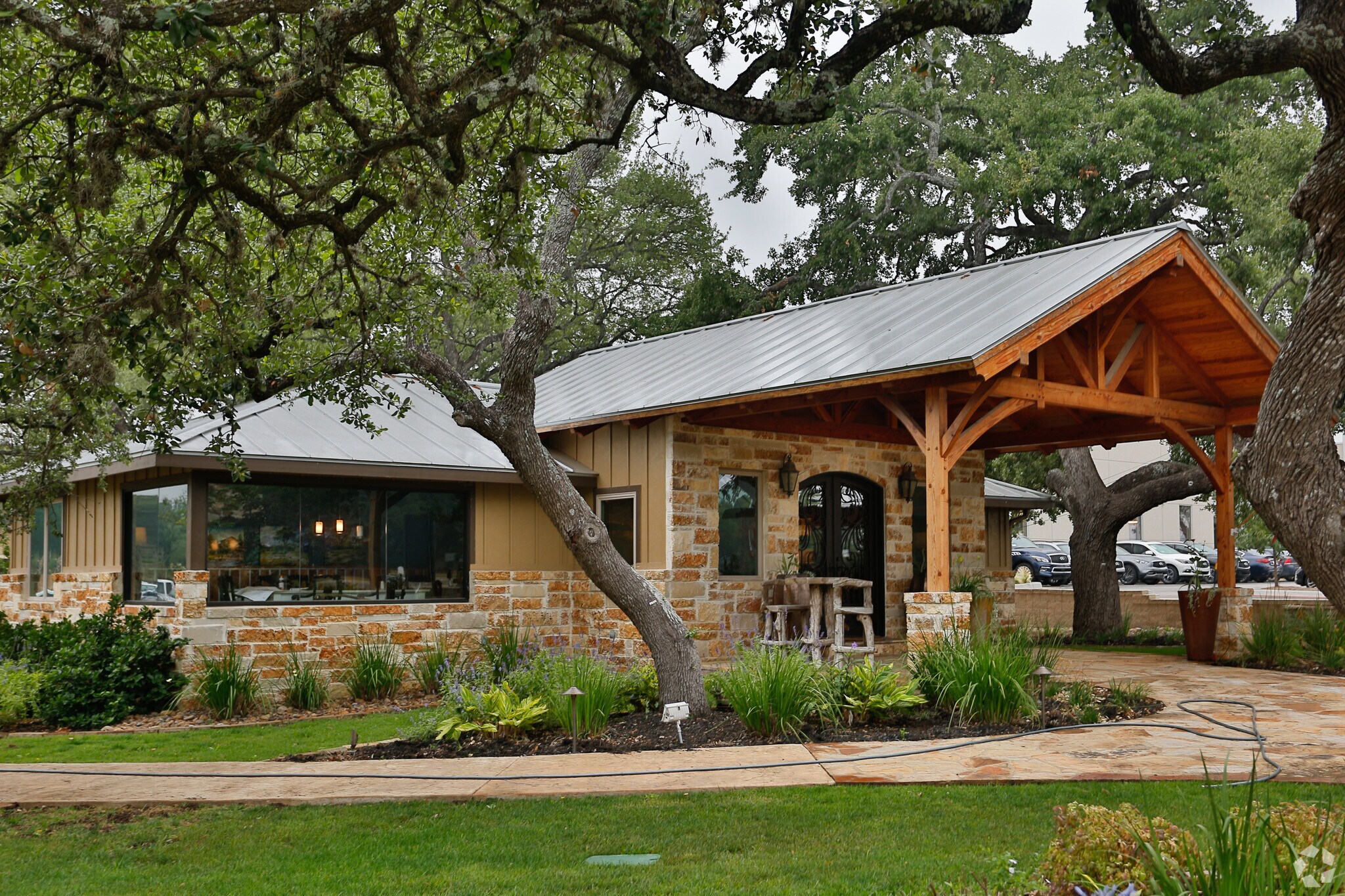 32255 IH-10 W, Boerne, TX à louer Photo du bâtiment- Image 1 de 39