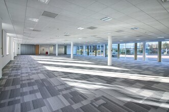 Falcon Way, Welwyn Garden City for lease Interior Photo- Image 1 of 2
