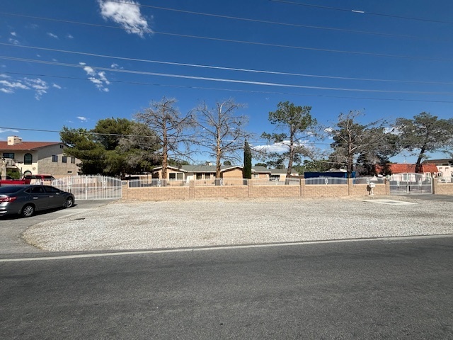 5686 N Rainbow Blvd, Las Vegas, NV à vendre - Photo principale - Image 1 de 13