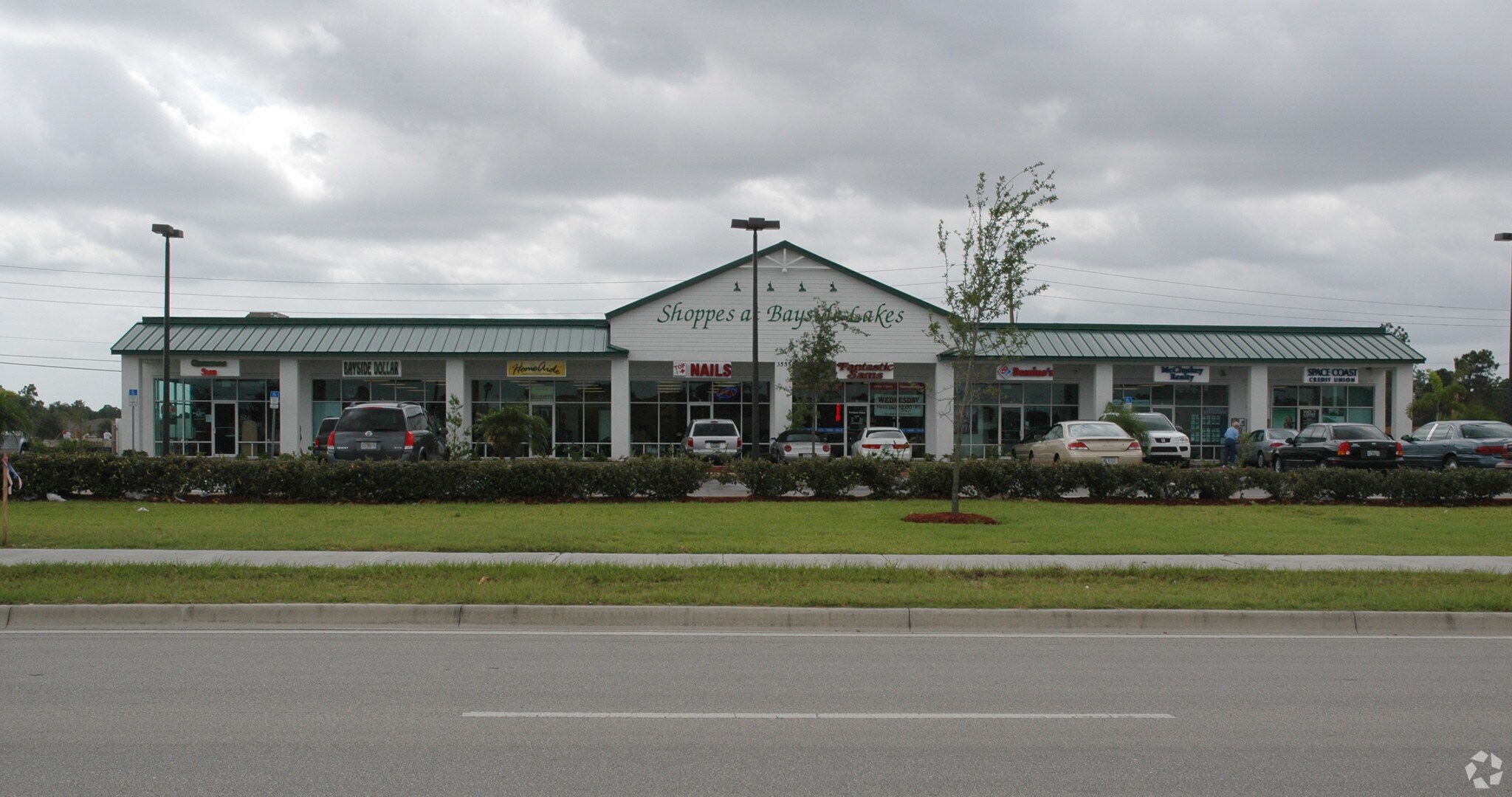 3555 SE Bayside Lakes Blvd, Palm Bay, FL à louer Photo principale- Image 1 de 6