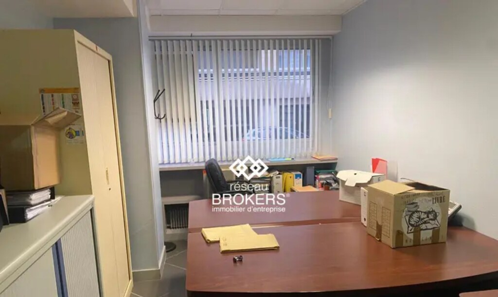 Office in Paris for sale Interior Photo- Image 1 of 7