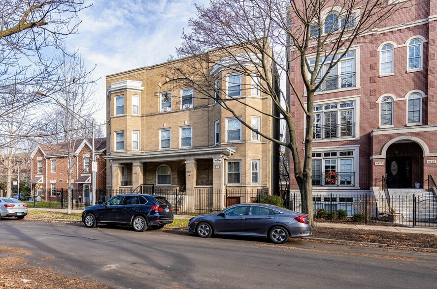 4431-4433 N Racine Ave, Chicago, IL à vendre - Photo du bâtiment - Image 2 de 23