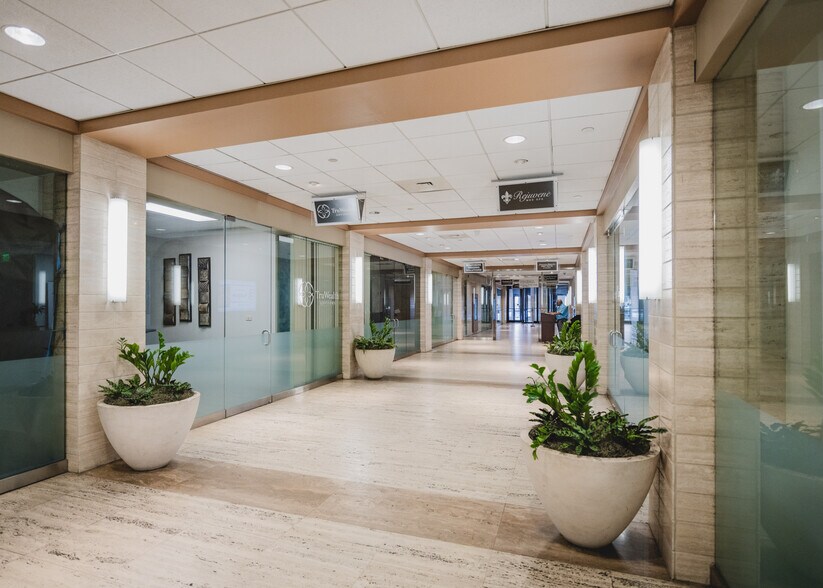 701 Poydras St, New Orleans, LA à louer - Photo intérieure - Image 3 de 7