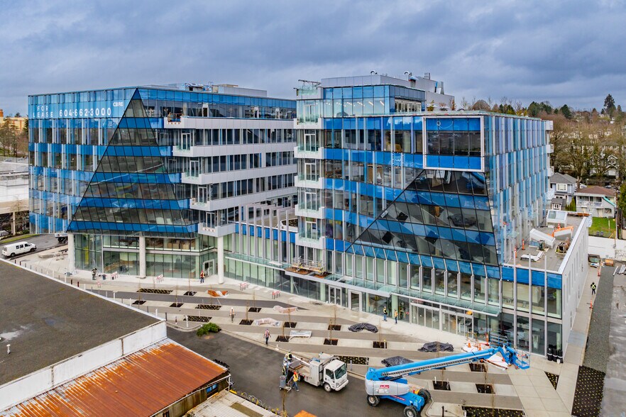 2710 Kaslo St, Vancouver, BC à louer - Photo de construction - Image 2 de 3