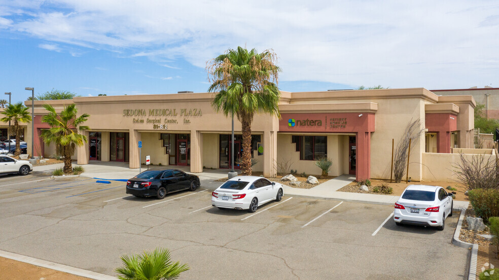 81812 Doctor Carreon Blvd, Indio, CA à vendre - Photo principale - Image 1 de 1