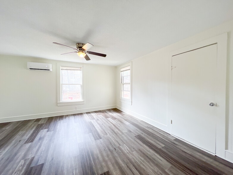 Spartanburg 20 Property Package portfolio of 20 properties for sale on LoopNet.ca - Building Photo - Image 3 of 98