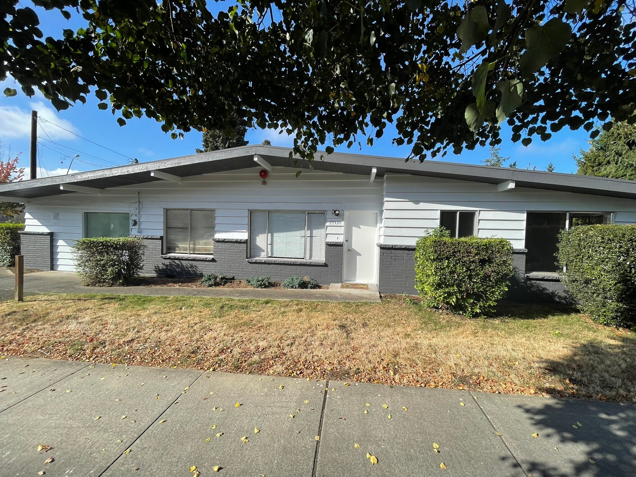 23920 Bothell Everett Hwy, Bothell, WA à louer Photo principale- Image 1 de 7