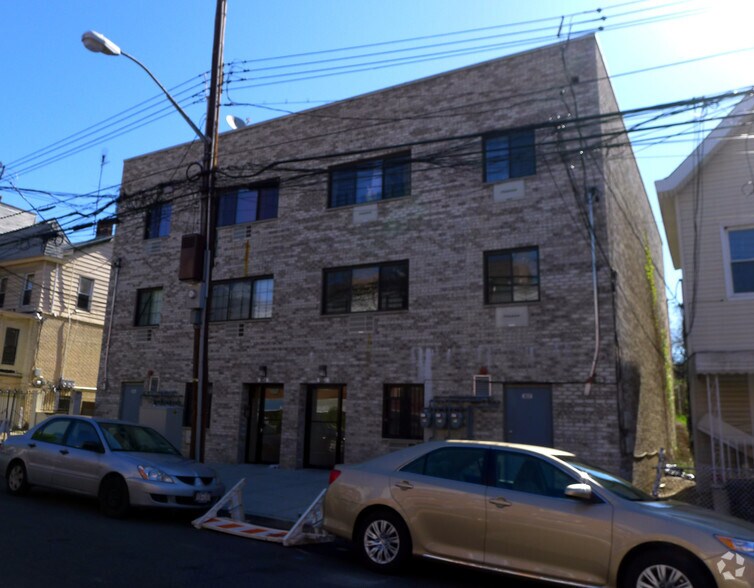 3634 Olinville Ave, Bronx, NY for sale - Building Photo - Image 2 of 4