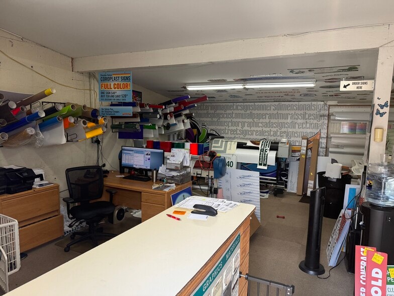 18050-R Georgia Ave, Olney, MD for lease - Building Photo - Image 2 of 3