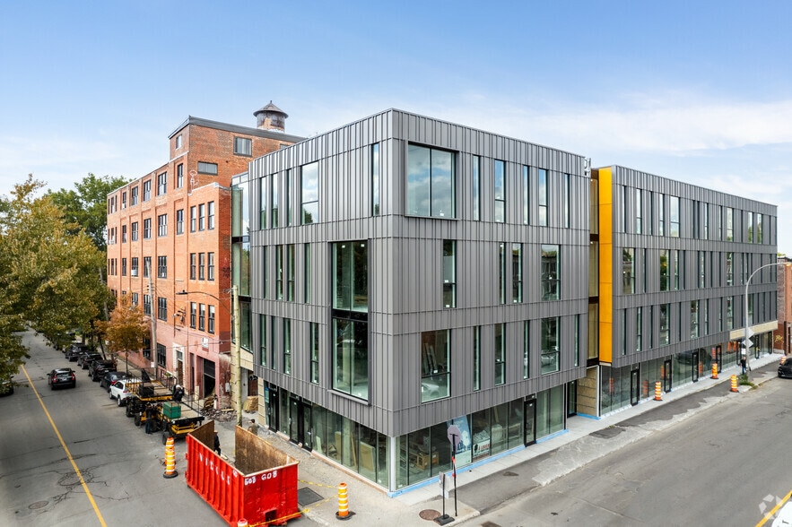 2019 Moreau, Montréal, QC for lease - Primary Photo - Image 1 of 5