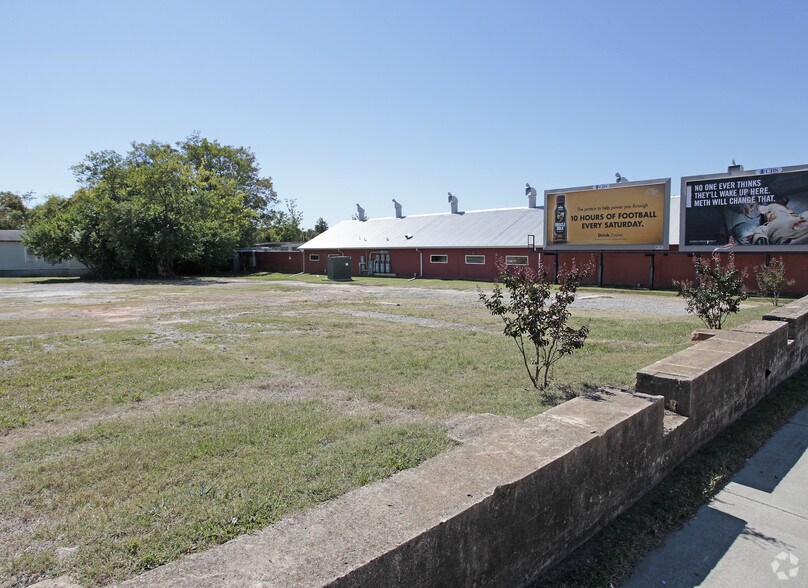 671 McDaniel St, Atlanta, GA à louer - Photo du bâtiment - Image 1 de 3