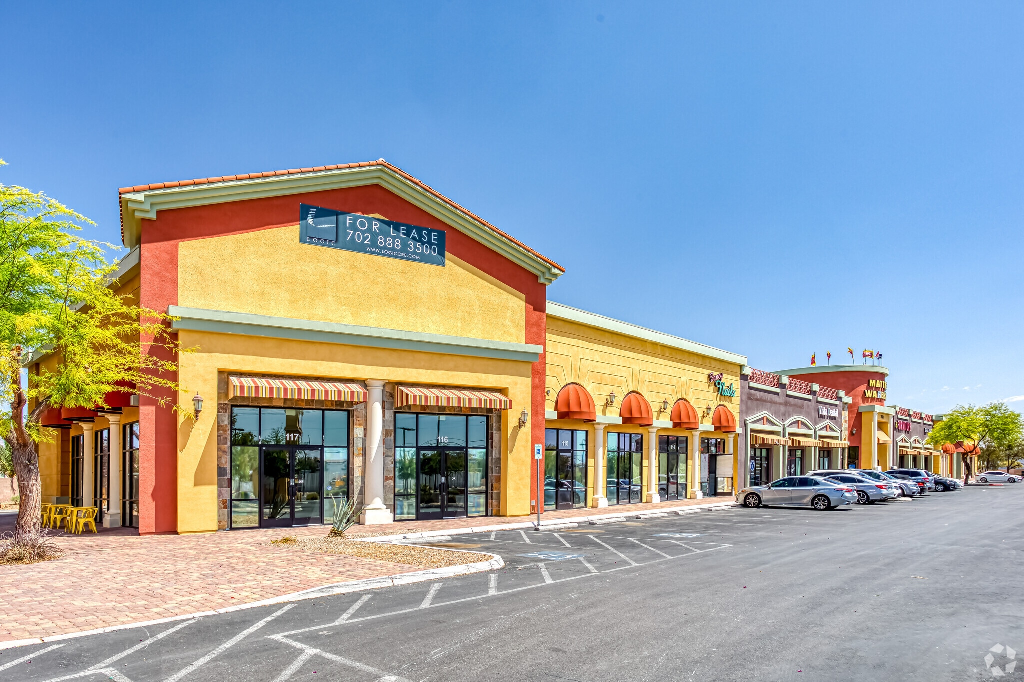 3930 W Craig Rd, North Las Vegas, NV for lease Primary Photo- Image 1 of 8