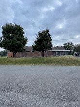 318 Laurel Ave, Grover, NC for lease Interior Photo- Image 1 of 8