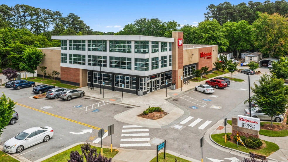 1670 Martin Luther King Jr Blvd, Chapel Hill, NC à vendre - Photo du bâtiment - Image 3 de 6