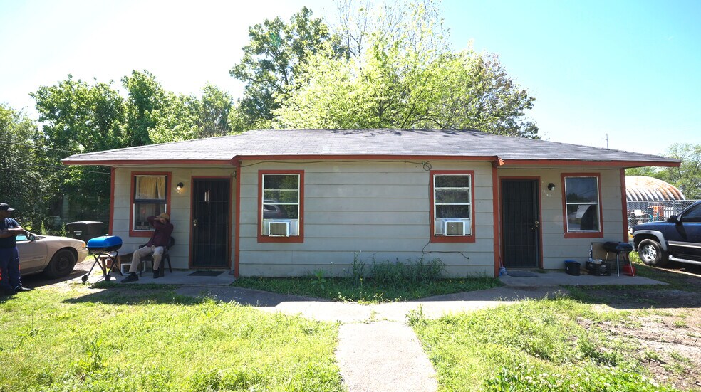 Solomon Greenville MS portefeuille de 2 propriétés à vendre sur LoopNet.ca - Photo du bâtiment - Image 3 de 7