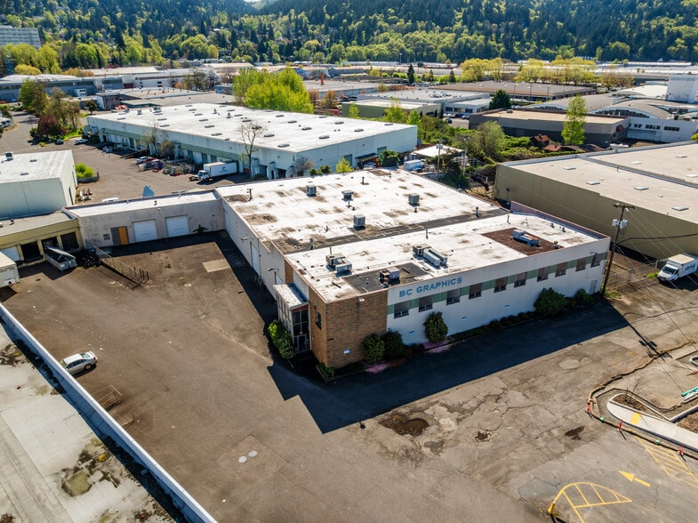 3155 NW Yeon Ave, Portland, OR for sale - Building Photo - Image 1 of 6