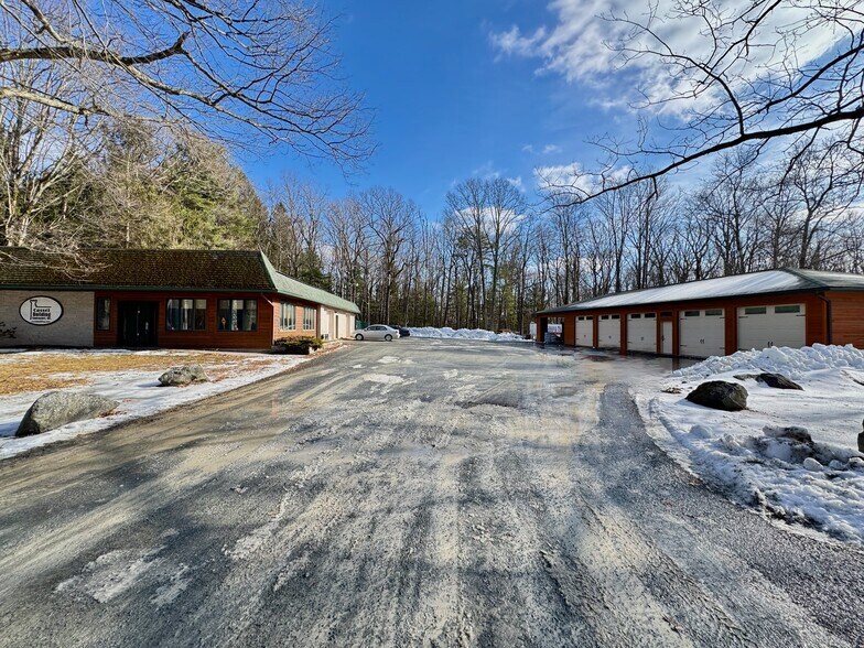 424 PA-390, Tafton, PA à vendre - Photo du bâtiment - Image 3 de 20