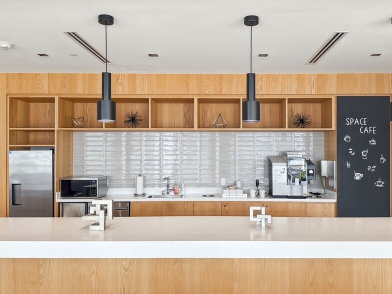 801 Brickell Ave, Miami, FL à louer - Photo intérieure - Image 2 de 15