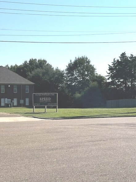 110 Executive Dr, Madison, MS for sale - Other - Image 1 of 6