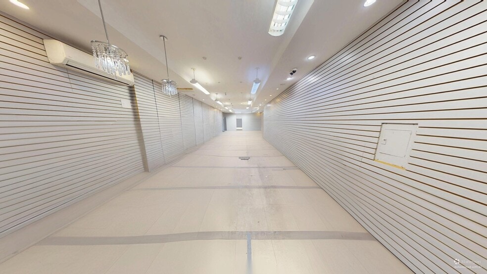 1318 Avenue M, Brooklyn, NY for lease - Building Photo - Image 2 of 5