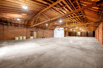 3837-3841 Broadway Pl, Los Angeles, CA for lease Building Photo- Image 2 of 7