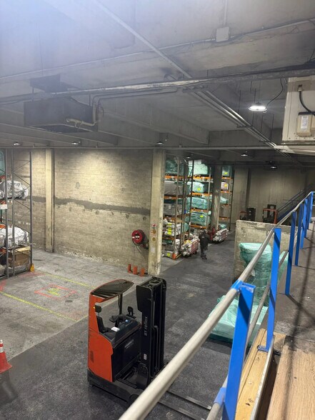 Industriel dans Sarcelles à vendre - Photo du bâtiment - Image 3 de 5