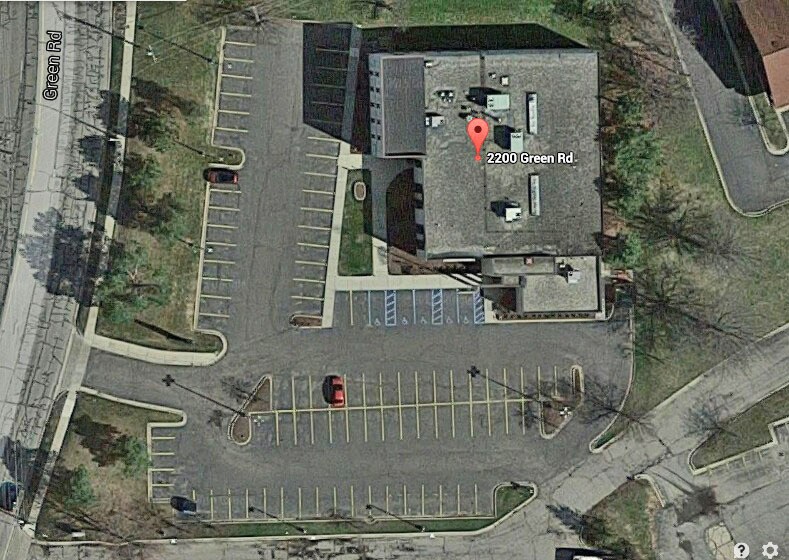 2200 Green Rd, Ann Arbor, MI à louer - Photo du bâtiment - Image 2 de 2