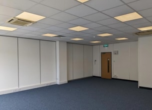 High St, Redhill for lease Interior Photo- Image 2 of 2