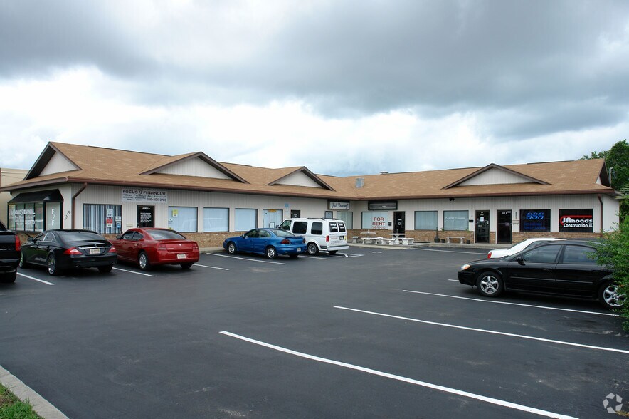 S Ridgewood Ave Portfolio portefeuille de 2 propriétés à vendre sur LoopNet.ca - Photo principale - Image 2 de 2