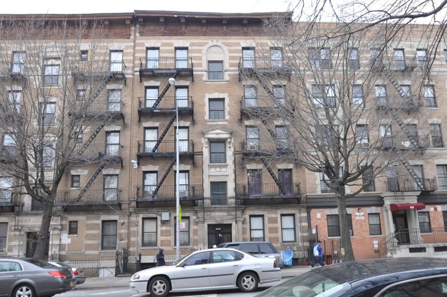 Three Building Bronx Package portefeuille de 3 propriétés à vendre sur LoopNet.ca - Photo du bâtiment - Image 3 de 3