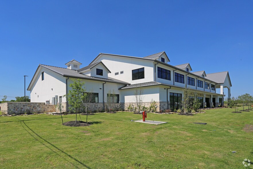 4300 FM 2351 Rd, Friendswood, TX à louer - Photo du bâtiment - Image 3 de 94