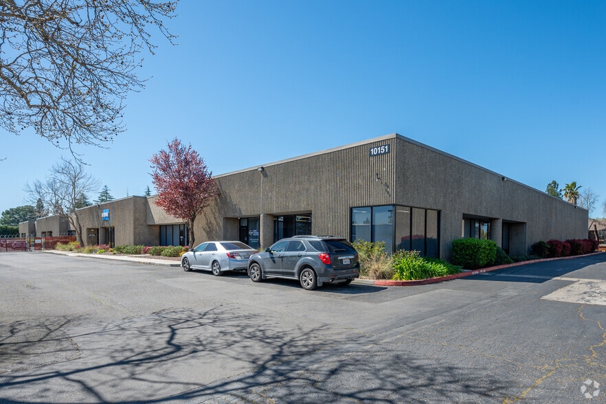 10151 Croydon Way, Sacramento, CA for lease - Primary Photo - Image 1 of 16