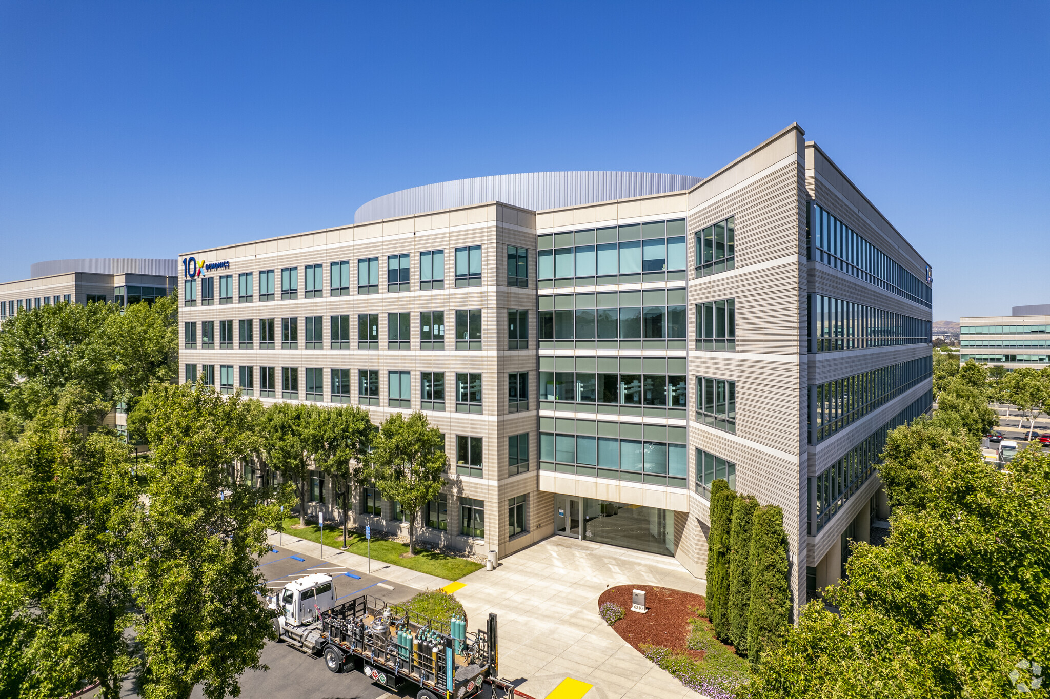 6210 Stoneridge Mall Rd, Pleasanton, CA for sale Primary Photo- Image 1 of 1