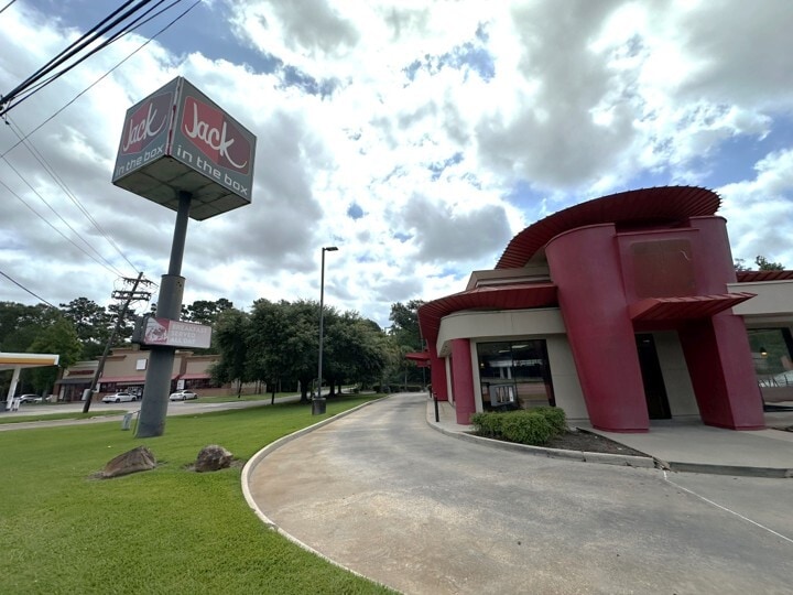 11682 Plank Rd, Baton Rouge, LA for lease - Building Photo - Image 2 of 10