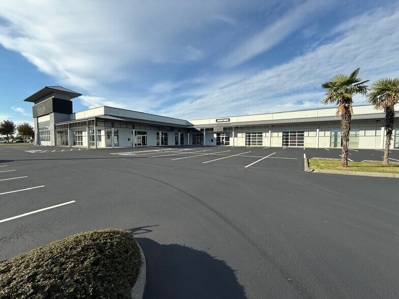 1801-1821 Bouslog Rd, Burlington, WA for lease - Building Photo - Image 2 of 5