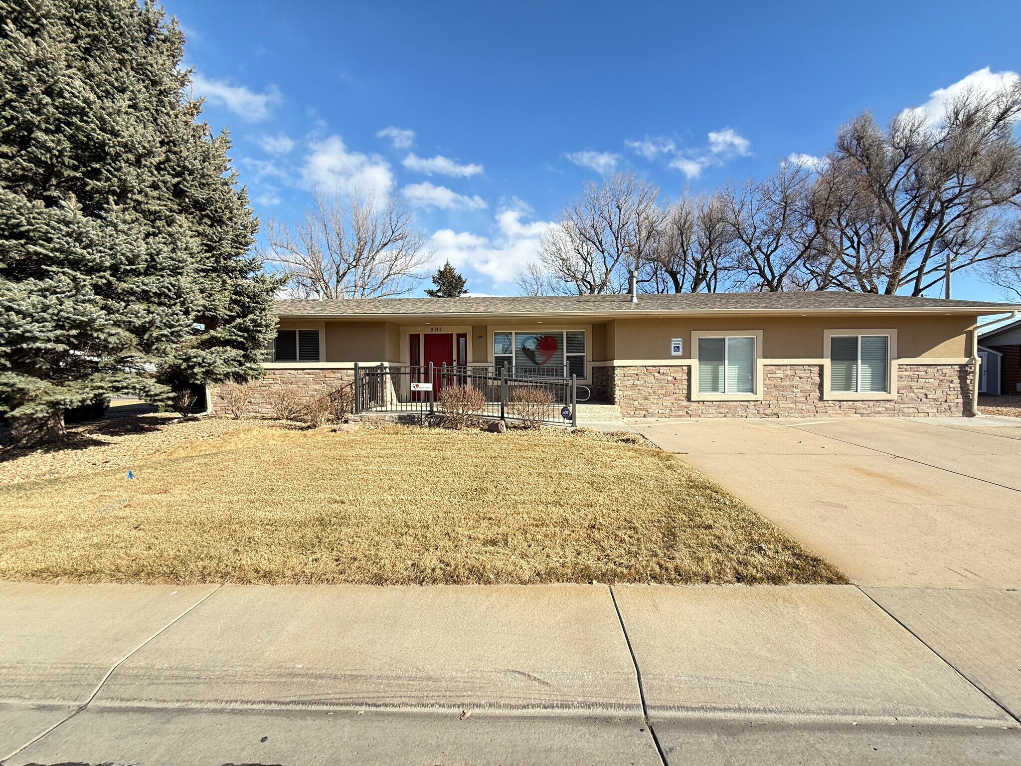 201 10th St, Windsor, CO à vendre Photo principale- Image 1 de 29