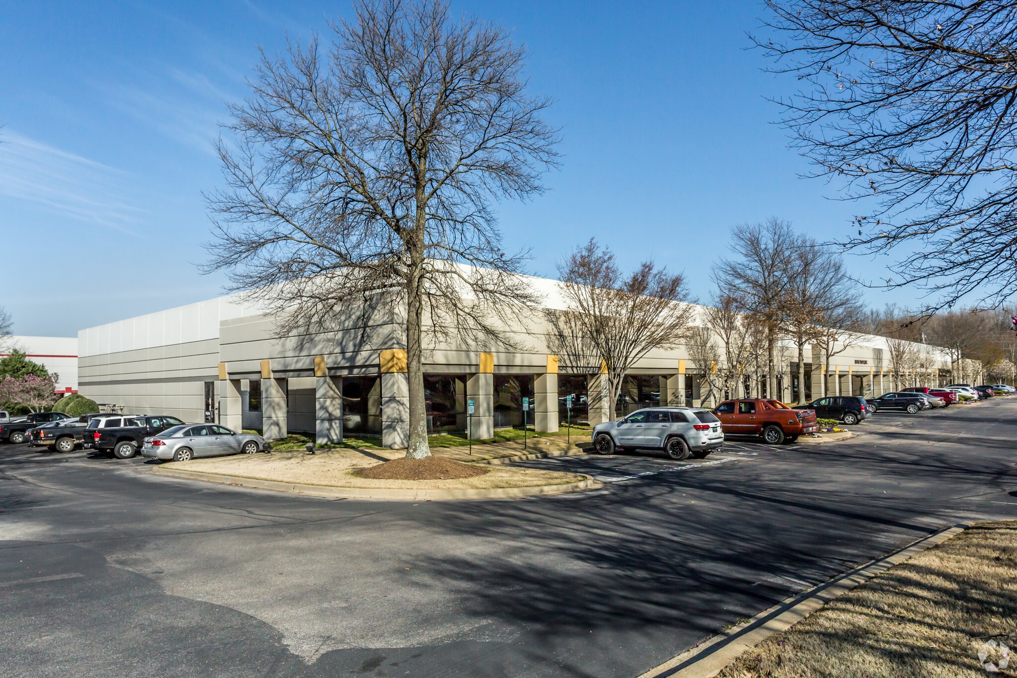 3919-3967 Hickory Hill Rd, Memphis, TN for lease Primary Photo- Image 1 of 8