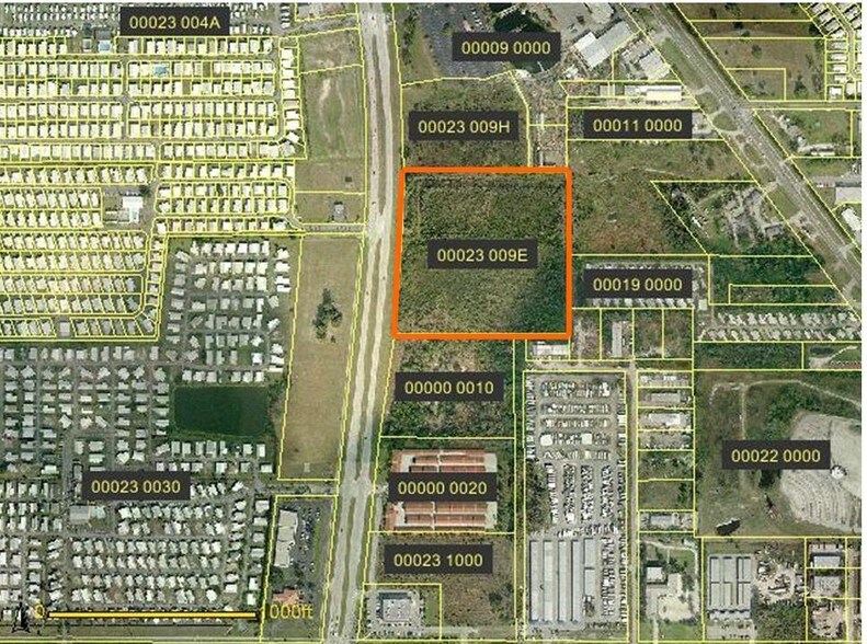 16380 N Cleveland Ave, North Fort Myers, FL à vendre - Photo du bâtiment - Image 2 de 14